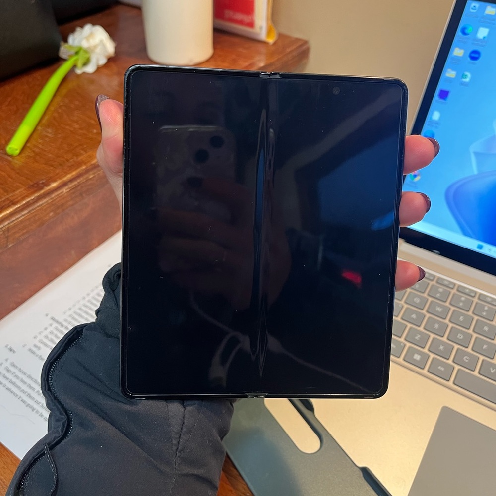 Samsung Galaxy Fold 4- unlocked